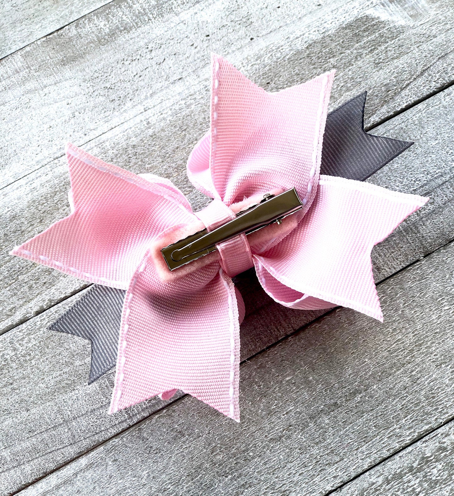 Minnie Mouse Bow 2~ Pink and Gray Bow~ Boutique Bow~ Double Layere ~ 4.7" inch Medium Bow